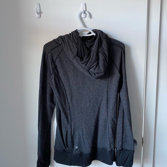 Lululemon running jacket - Picture 2 of 2